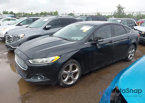2013 Ford Fusion Se z USA, uszkodzony, nr VIN 3FA6P0HR5DR238124